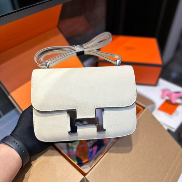 Hermes Constance01